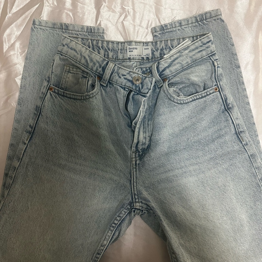 Bershka Light wash blue mom jeans
